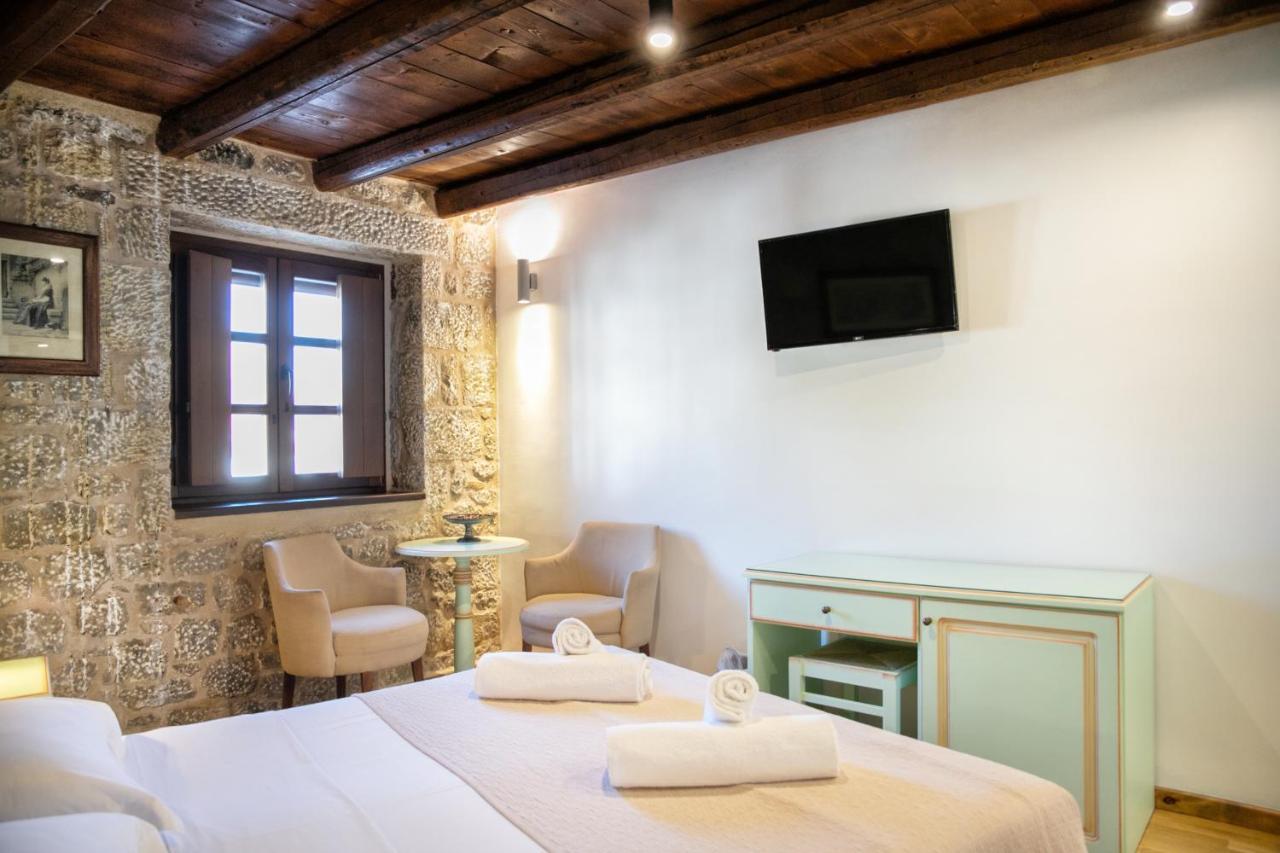 Trapela Areopolis, Boutique Hotel Exterior foto